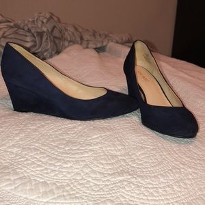 Nine West navy suede wedges